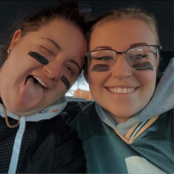 Meet your Posher, Kira - Picture 1 of 1